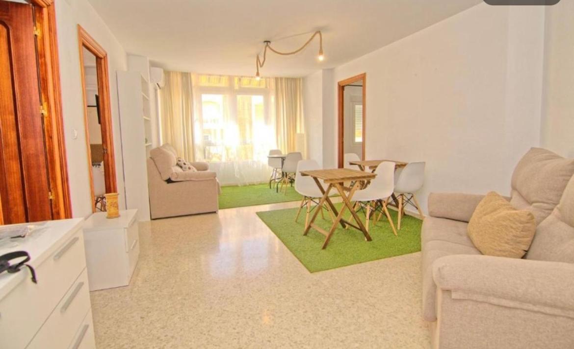 Low Cost Room Malaga Ngoại thất bức ảnh