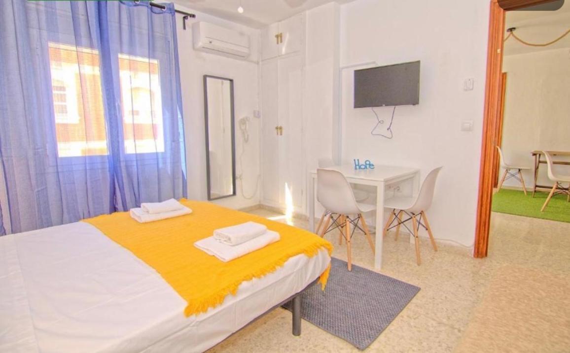 Low Cost Room Malaga Ngoại thất bức ảnh